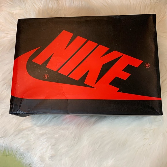 Air Jordans - Picture 5 of 6